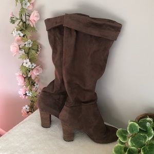 🌸Brown Knee-high Suede Boots